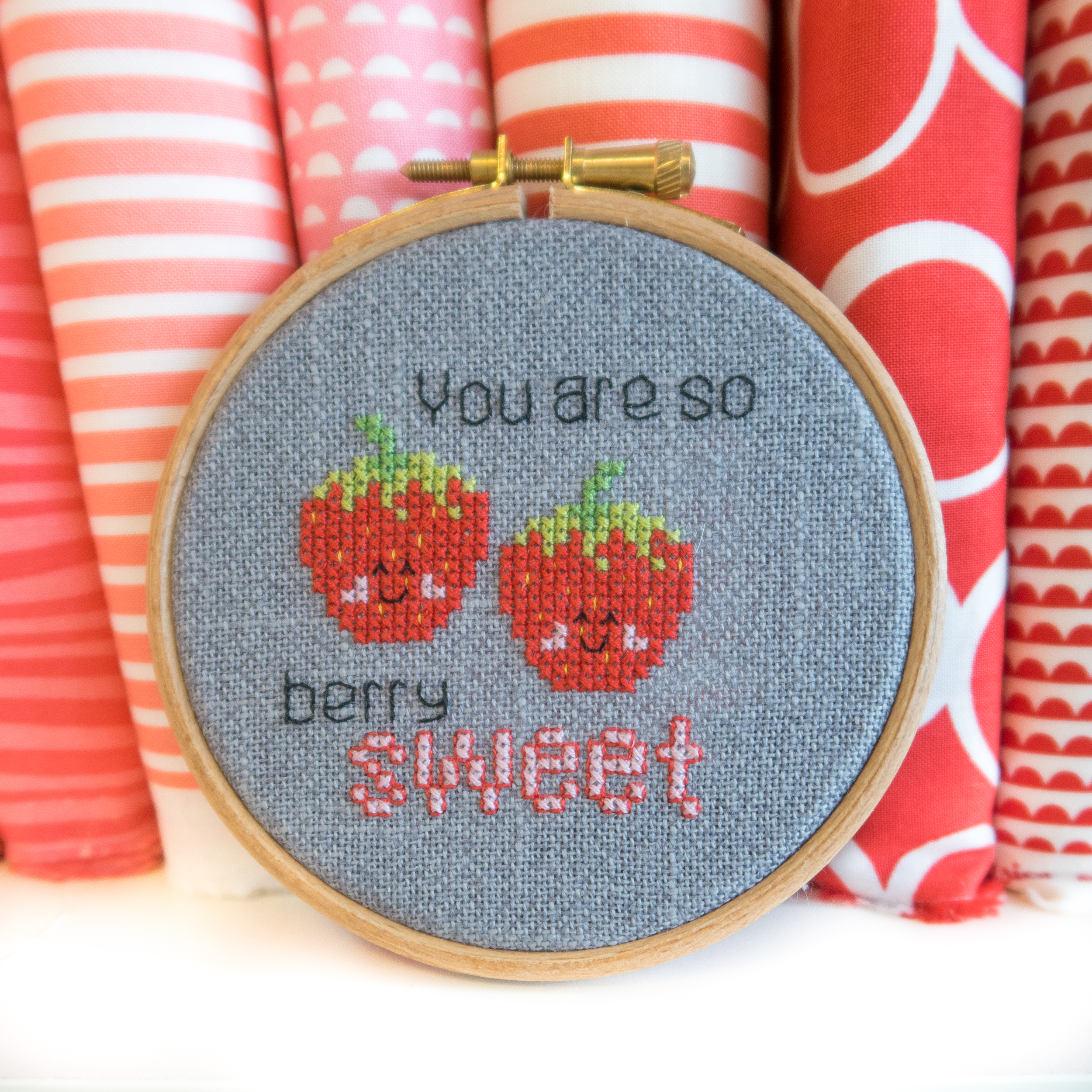 You’re so berry Sweet [Free cross stitch pattern]